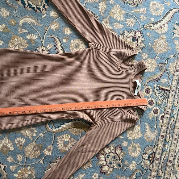 Zimmerman ribbed cut out top - Picture 4 of 7